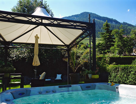 Luxus Garten-Pavillon in der Schweiz.
